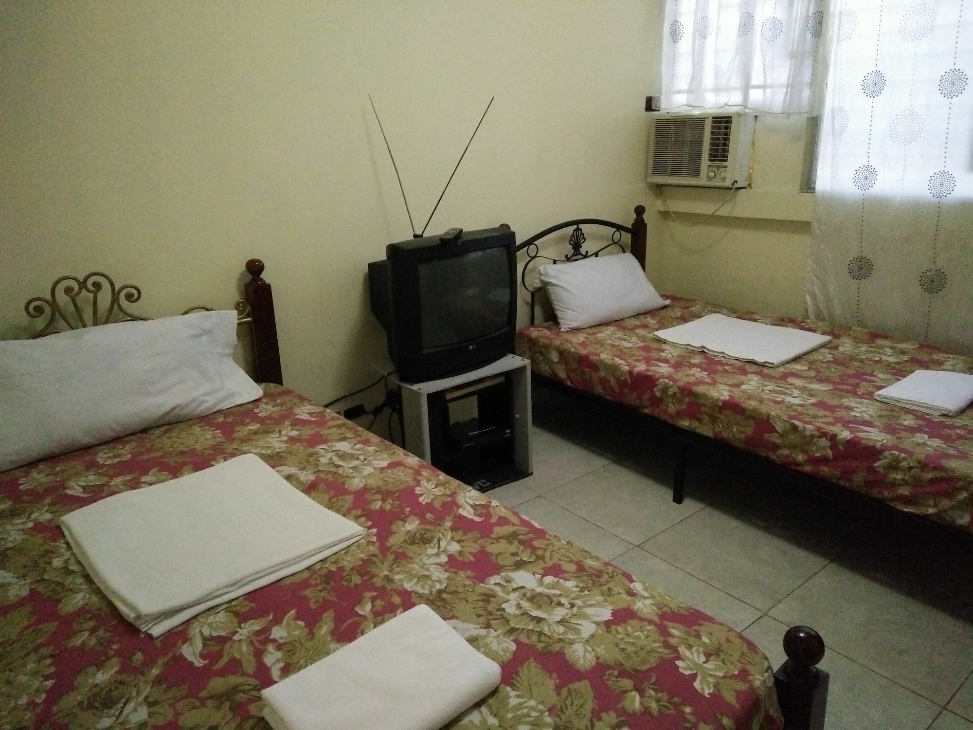 Goland Pension House Cebu Extérieur photo